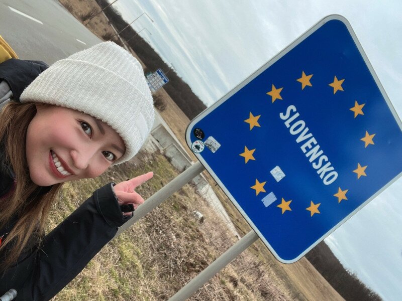 Happy to cross a boader - I cannot do this in Japan