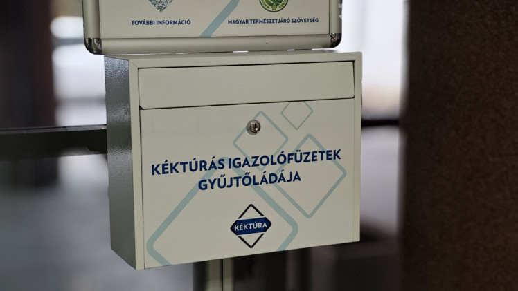 Kéktúrás igazolófüzetek ellenőrzése: év végi dátumok